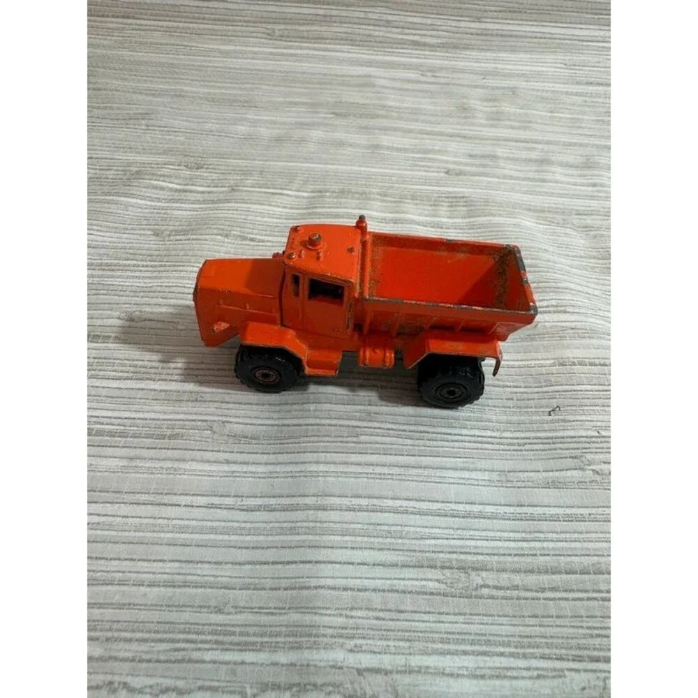 Hot wheels Oshkosh snow plow vintage